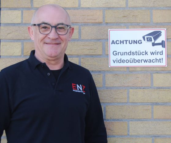 Martin Enz von ENZ Sicherheitstechnik bei der persönlichen Beratung